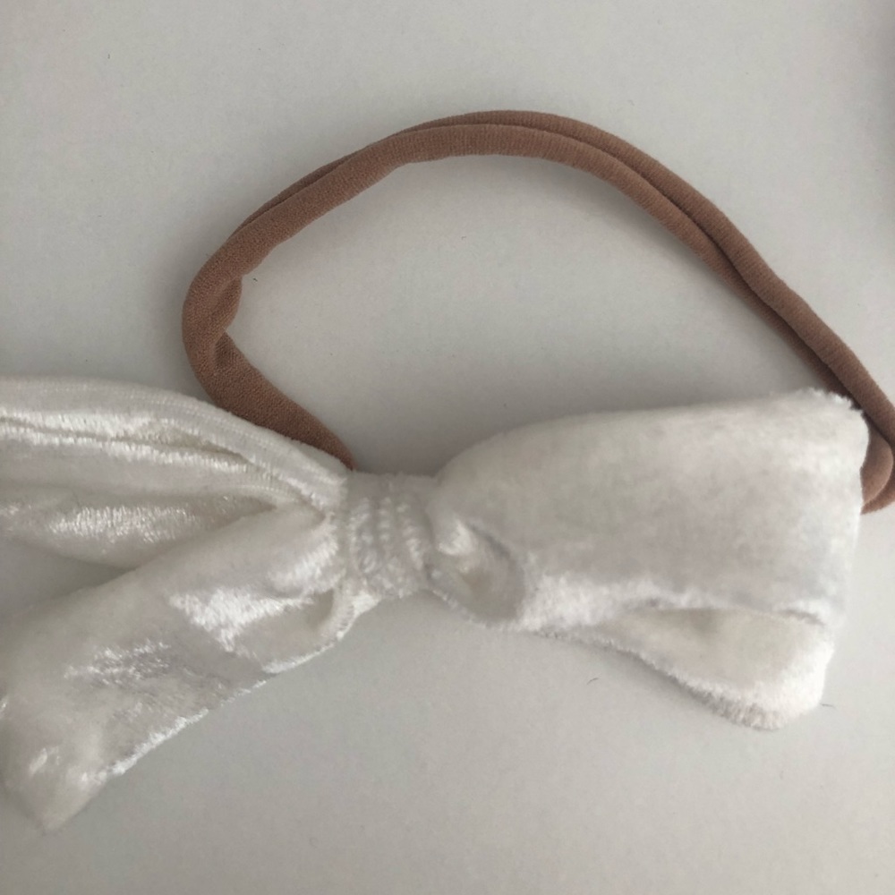 Lou Lou & Company Velvet Bow White